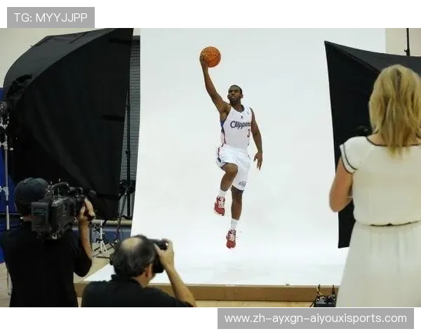 篮球训练中“反向突破后的低手上篮”是否仍具实战应用空间 篮球训练中“反向突破后的低手上篮”是否仍具实战应用空间